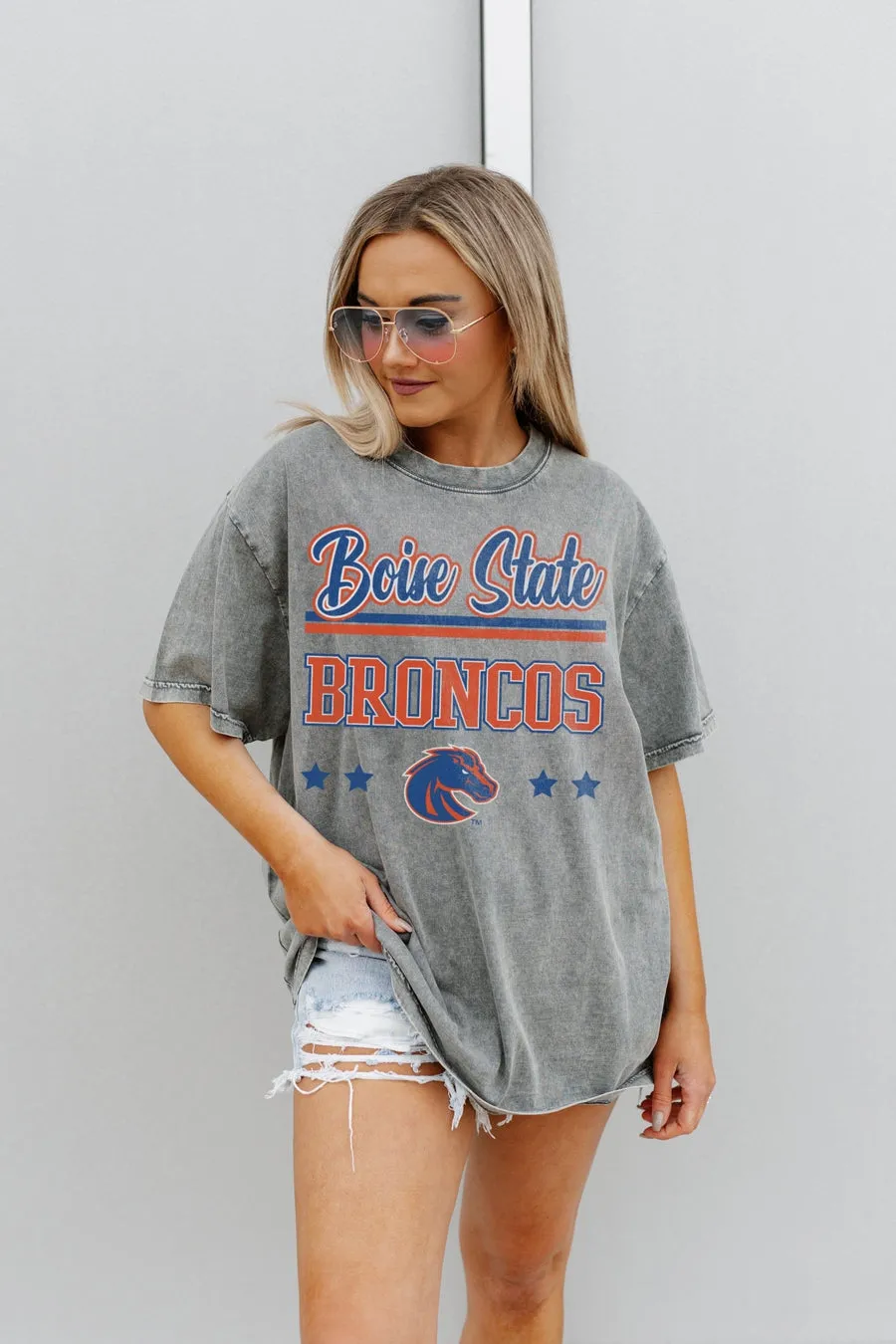 BOISE STATE BRONCOS HERE TO PLAY OVERSIZED CREWNECK TEE