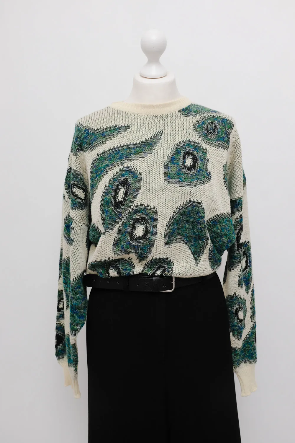 PEACOCK VINTAGE KNIT OVER SWEATER