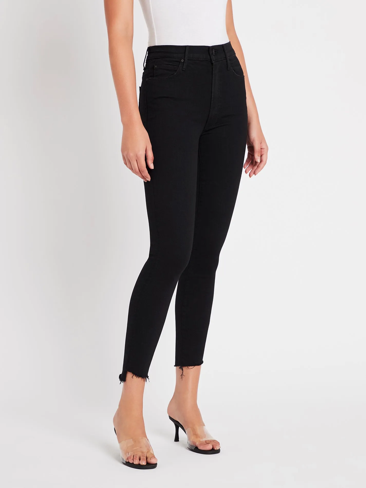 Stunner Ankle Step Fray Jean
